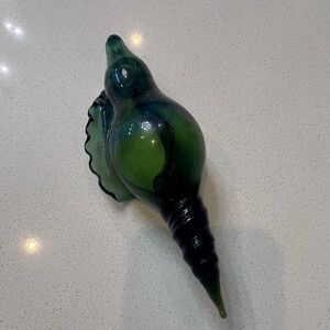 Hand Blown Art Glass Green Iridescent Seashell Conch Sculpture 6.5”